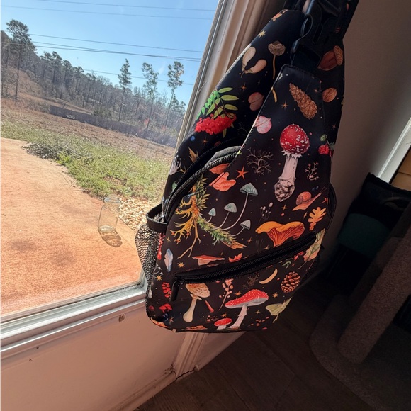 Colorful Patterned Sling Bag - Picture 6 of 12